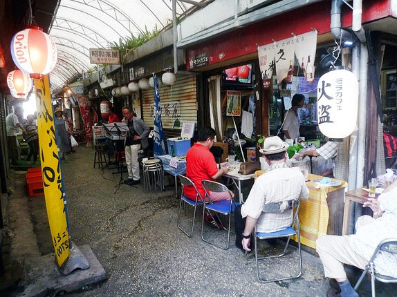 栄町飲み歩き！ディープで熱い『栄町市場 屋台祭り』訪問ついでに栄町周辺のお店を梯子で飲みまくり最後はお姫様抱っこ～