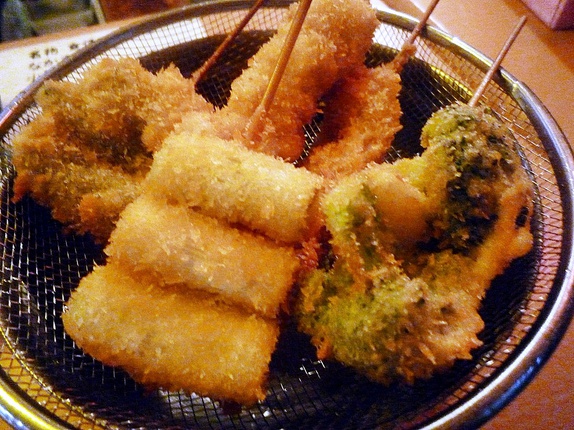 栄町飲み歩き！ディープで熱い『栄町市場 屋台祭り』訪問ついでに栄町周辺のお店を梯子で飲みまくり最後はお姫様抱っこ～