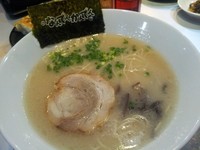 ラーメン食べ歩き！浦添市牧港にある『らあめん花月嵐』浦添国道58号店で期間限定こってり濃厚なんでんかんでんを夜食で食べる