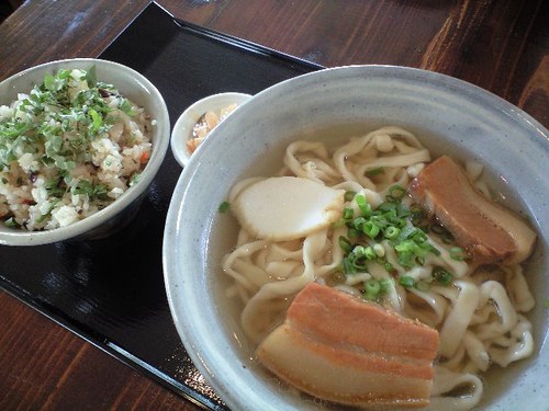 ●自家製麺の店　みやまかん●