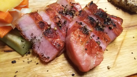 厚切りベーコン