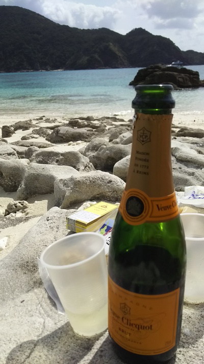 この島でしか飲めない酒。