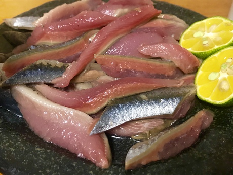 北の新鮮な秋刀魚で、刺身！塩焼き！切味の良い包丁で料理をする楽しさに目覚める。