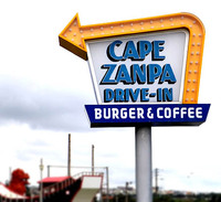 「CAPE ZANPA DRIVE-IN 」。