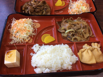 建具取り付け