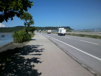 ひとり　あやはし海中道路　ランニング