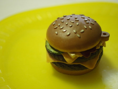 マクドナルドの思うツボ。