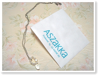 ASZAKKAのパールペンダント