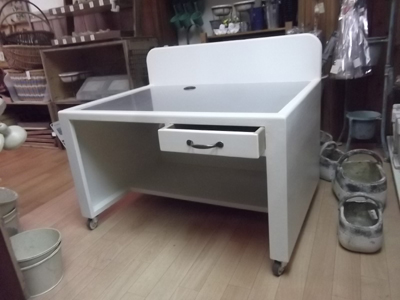 ガラス細工の作業台