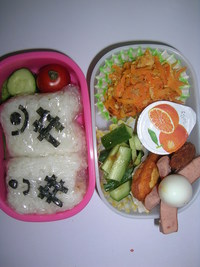 ダブルｗｗ弁当（＠＾－＾＠）♪