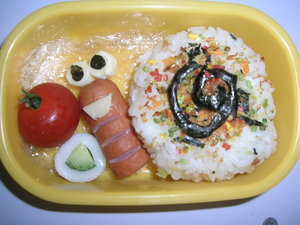 かたつむりお弁当(◎＾o＾◎)