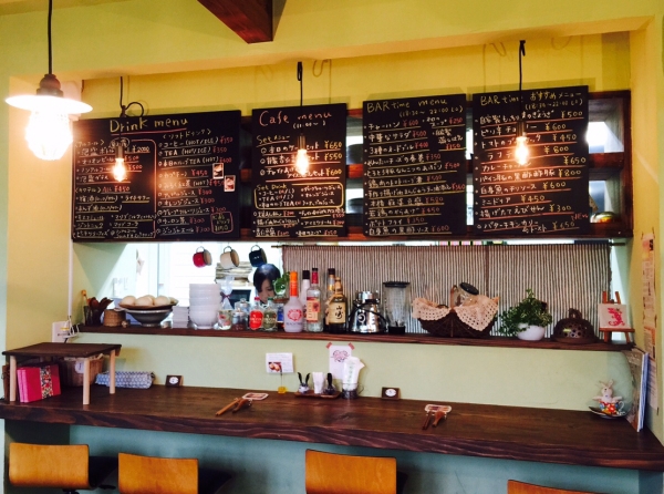 カフェ「ちゅふぁーら」(雑貨・紅型ティダムーン) in 沖縄南城市