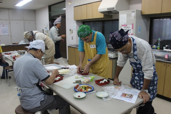 平均65歳！男料理キャラ弁教室♪ in 沖縄首里石嶺公民館