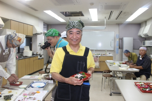 平均65歳！男料理キャラ弁教室♪ in 沖縄首里石嶺公民館