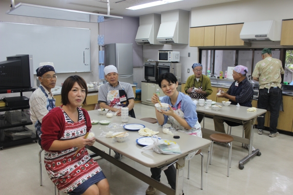 平均65歳！男料理キャラ弁教室♪ in 沖縄首里石嶺公民館