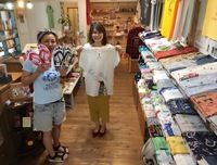 沖縄Tシャツのお店「琉球ぴらす」浮島通り店 那覇国際通り 2017/09/29 11:39:21