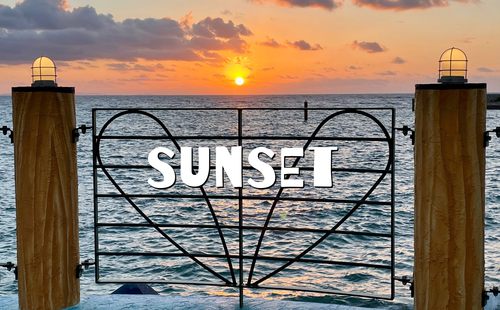 インスト曲タイトルは「Sunset」