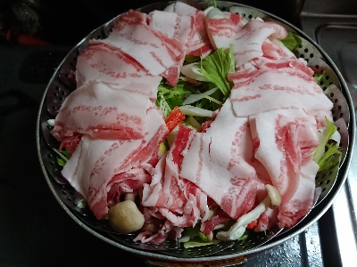 豚肉で蒸し野菜