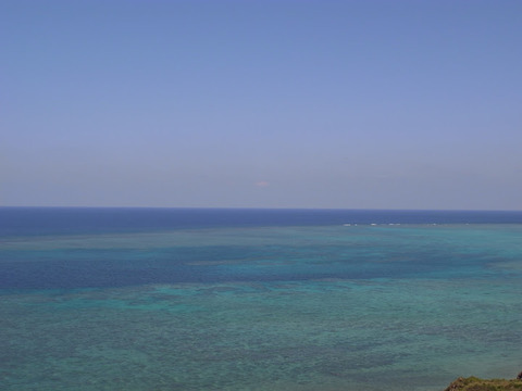 石垣の海