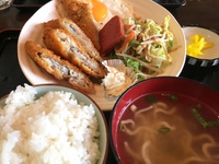 食堂サムウェイの白味魚定食 2015/08/04 16:21:34