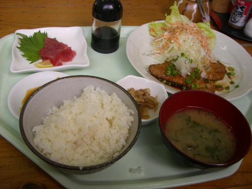 まぐろ食堂伝説～全メニューをたべ尽せ！バトル１～