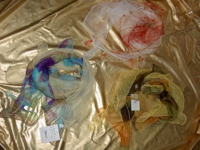 素敵スカーフ入荷♪
