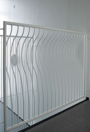 多機能手摺り－Multifunctional Railings