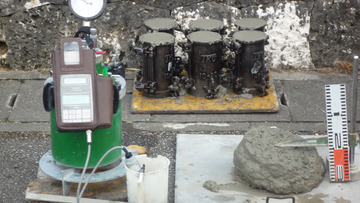 Ｋ-ＳＱＵＡＲＥ ＲＦ床版ＣＯＮ打設