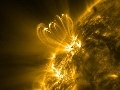 ☆　太陽から立ち上る巨大なループ　☆ 2012/01/31 08:33:00